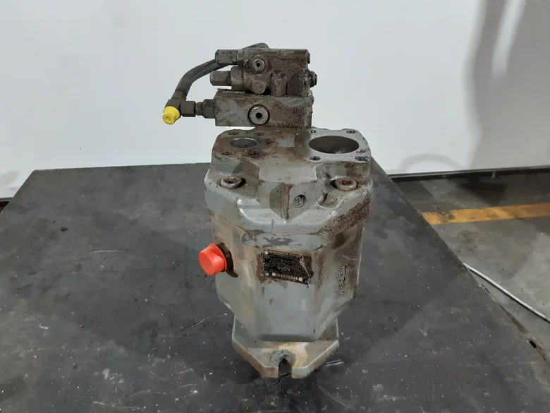 Hydraulic main pump for LIEBHERR LR632