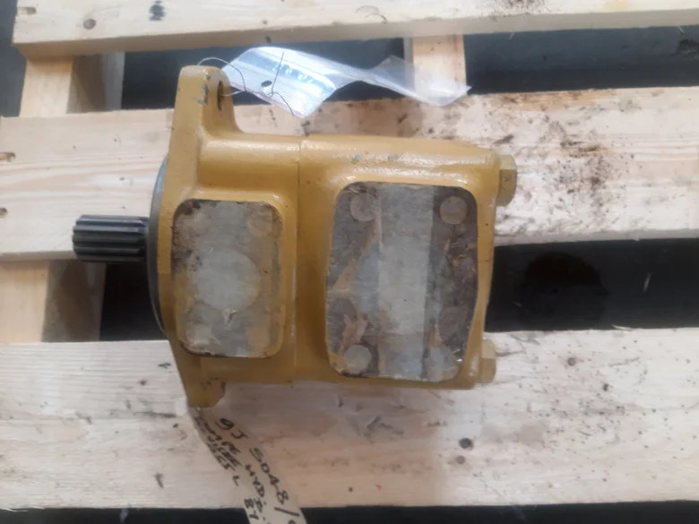 Hydraulic main pump for CATERPILLAR 955K