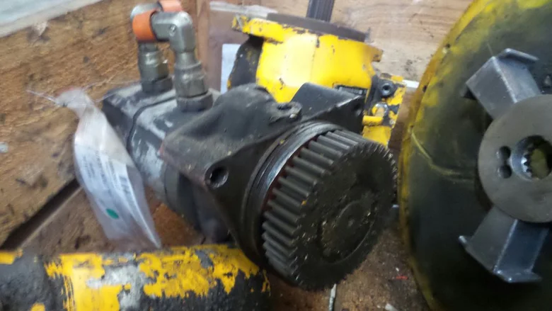 Pompe hydraulique de direction pour MECALAC 714MW
