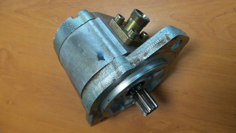 Pompe hydraulique de direction pour LIEBHERR R944C