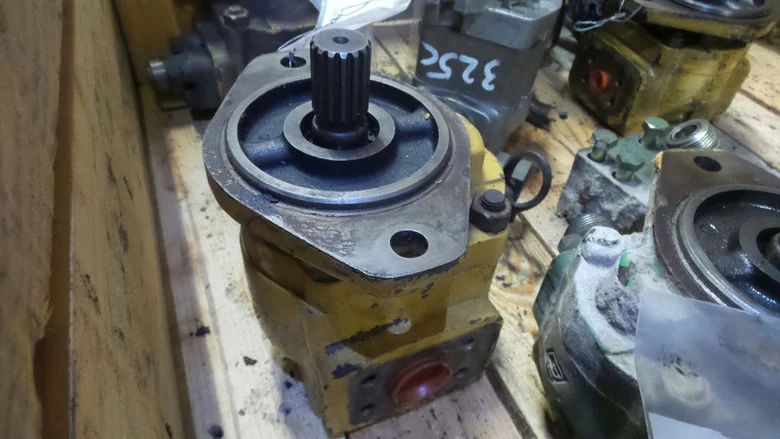 Pompe hydraulique secondaire pour CATERPILLAR 320B