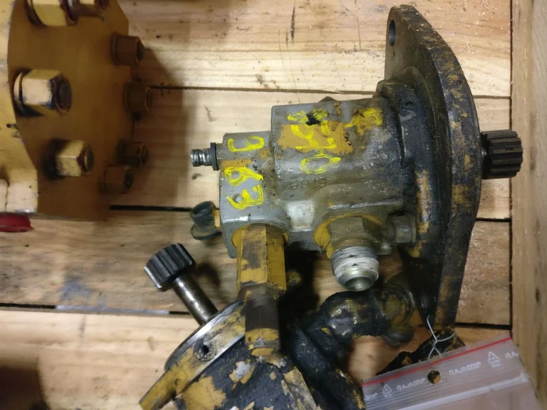 Pompe hydraulique secondaire pour CATERPILLAR 973