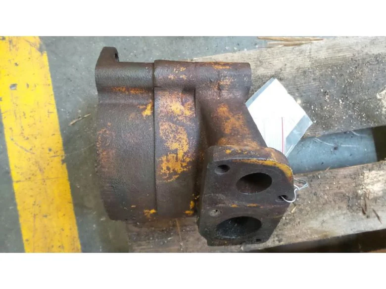 Auxiliary hydraulic pump for CATERPILLAR D6C