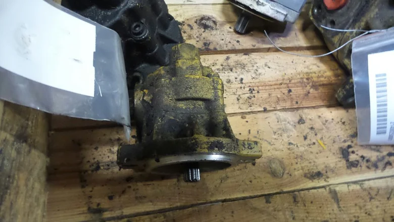 Bomba hidráulica secundaria para CATERPILLAR 330DL