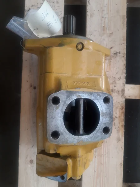 Auxiliary hydraulic pump for CATERPILLAR 936E