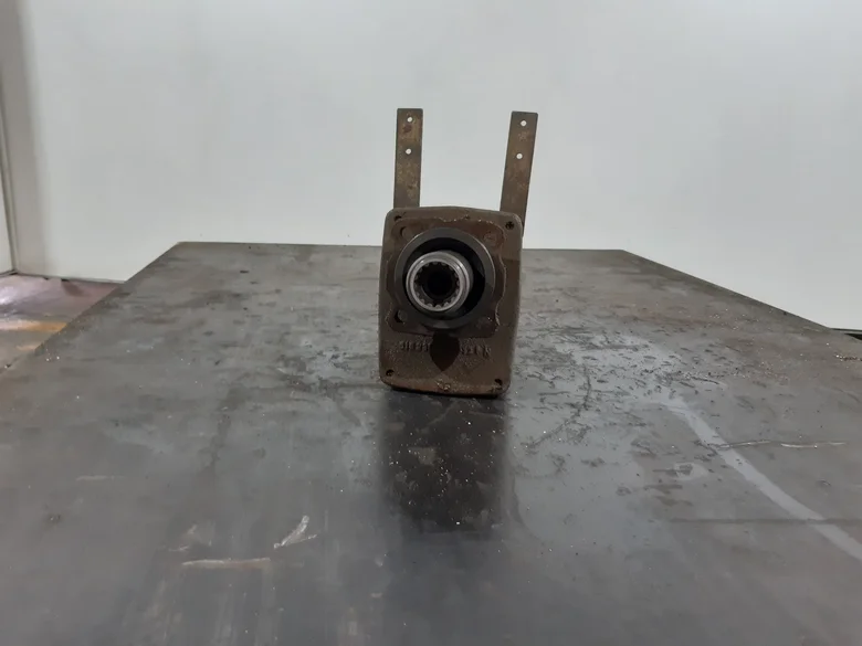 Pompe hydraulique secondaire pour LIEBHERR LR632