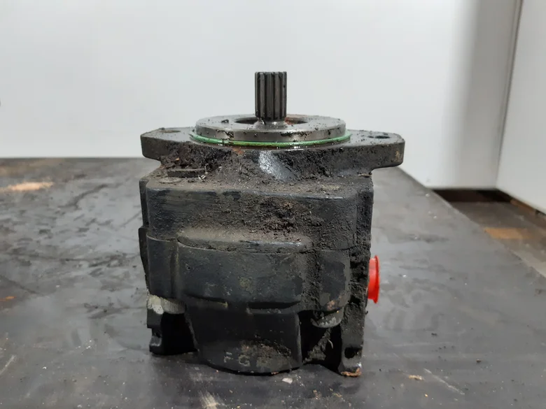 Bomba hidráulica secundaria para CATERPILLAR 963D