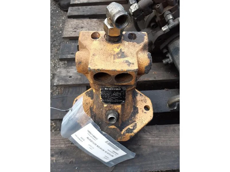 Motor hidráulico de rotación para LIEBHERR A308