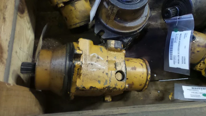 Moteur hydraulique de rotation pour LIEBHERR R932HDSL