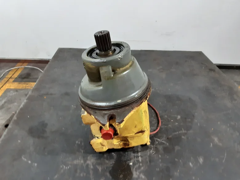 Motor hidráulico de rotación para LIEBHERR R964B