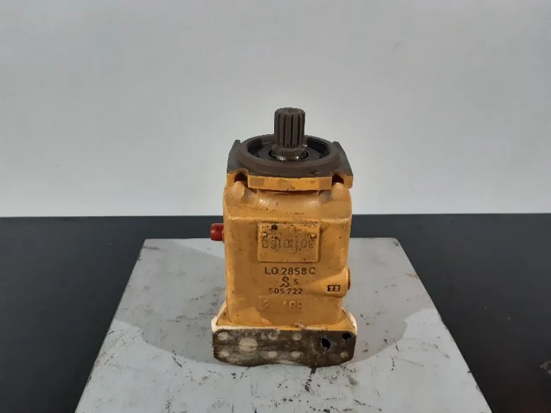 Motor hidráulico de rotación para LIEBHERR A902LI