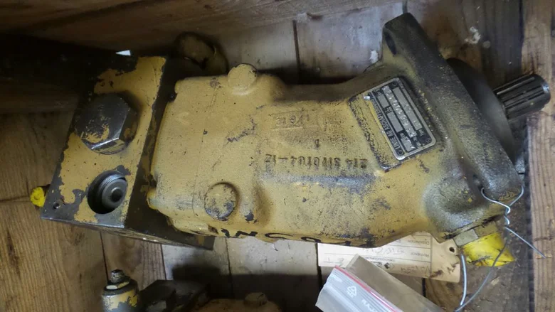 Swing motor for CATERPILLAR 206