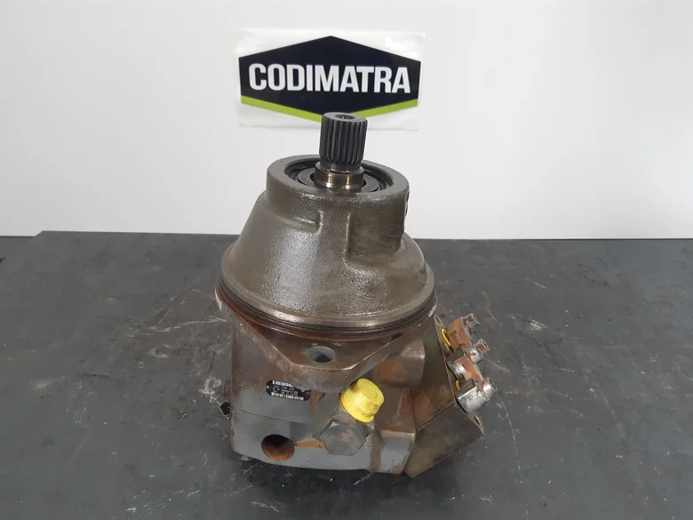 Moteur hydraulique de rotation pour LIEBHERR R974C