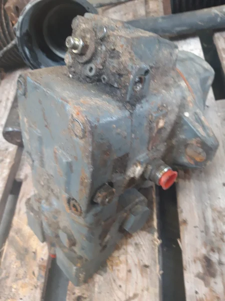Motor hidráulico de traslación usado - Codimatra para LIEBHERR R944