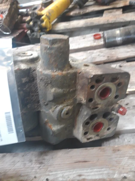 Motor hidráulico de traslación usado - Codimatra para LIEBHERR R944