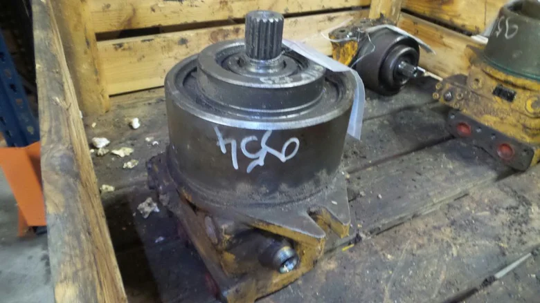 Hydraulic Translation motor for LIEBHERR R954