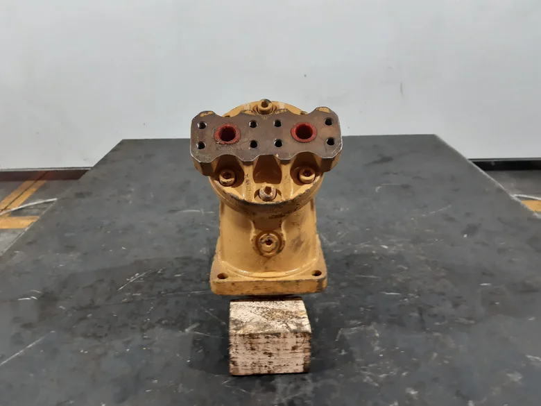 Hydraulic Translation motor for CATERPILLAR 215