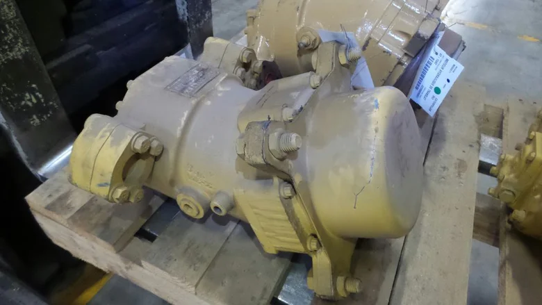 Hydraulic Translation motor for CATERPILLAR 953