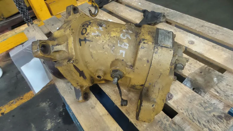 Motor hidráulico de traslación usado - Codimatra para CATERPILLAR 953