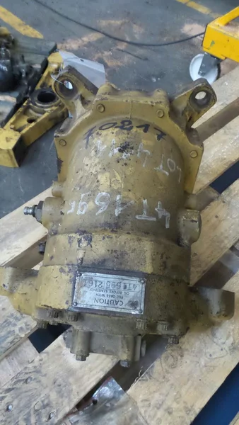 Motor hidráulico de traslación usado - Codimatra para CATERPILLAR 953
