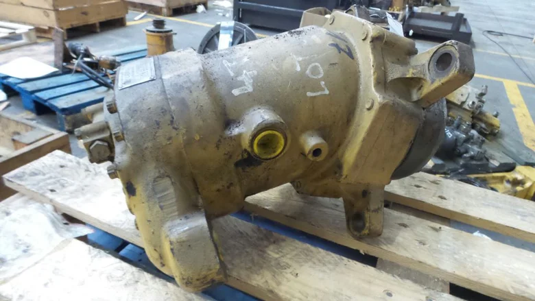 Moteur hydraulique de translation pour CATERPILLAR 953