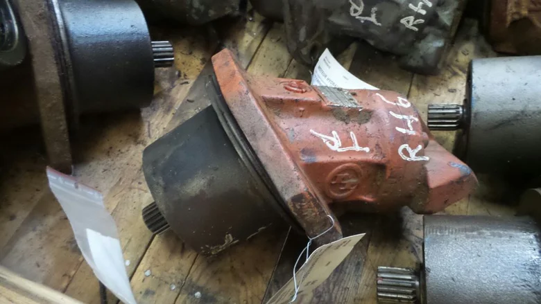 Moteur hydraulique de translation pour O&K RH6