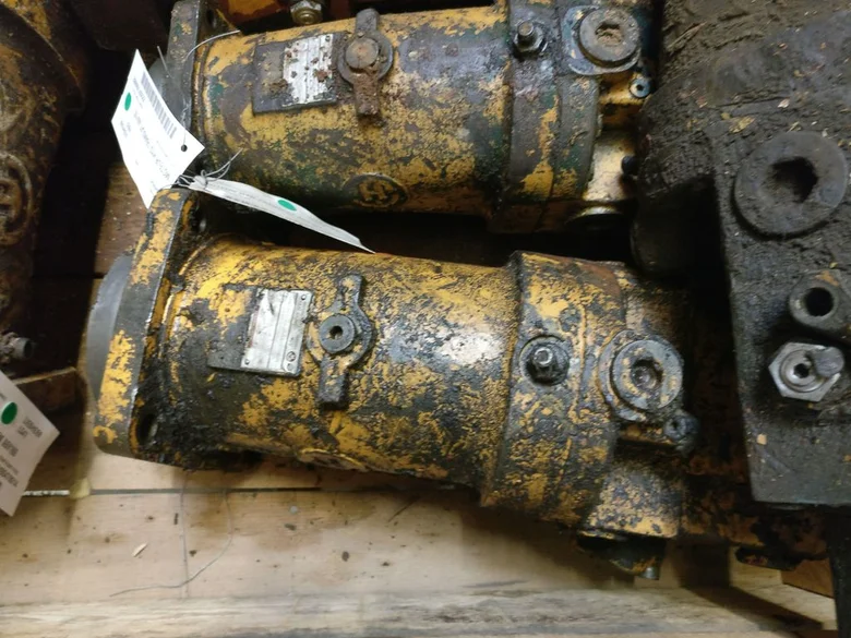 Hydraulic Translation motor for LIEBHERR R922