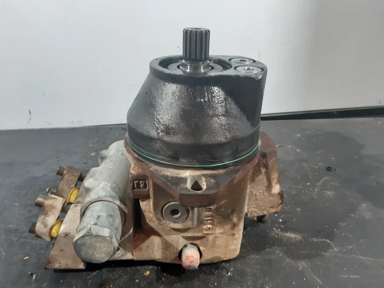 Hydraulic Translation motor for LIEBHERR R944B