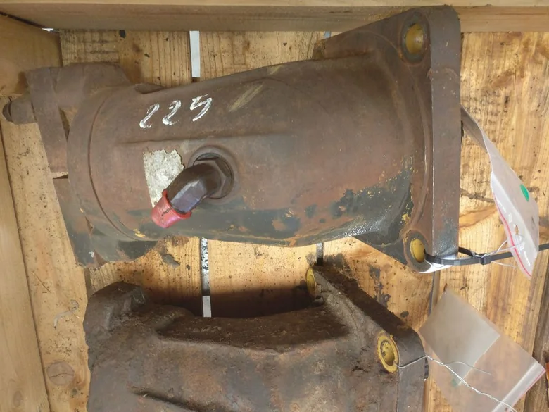 Motor hidráulico de traslación usado - Codimatra para CATERPILLAR 225B