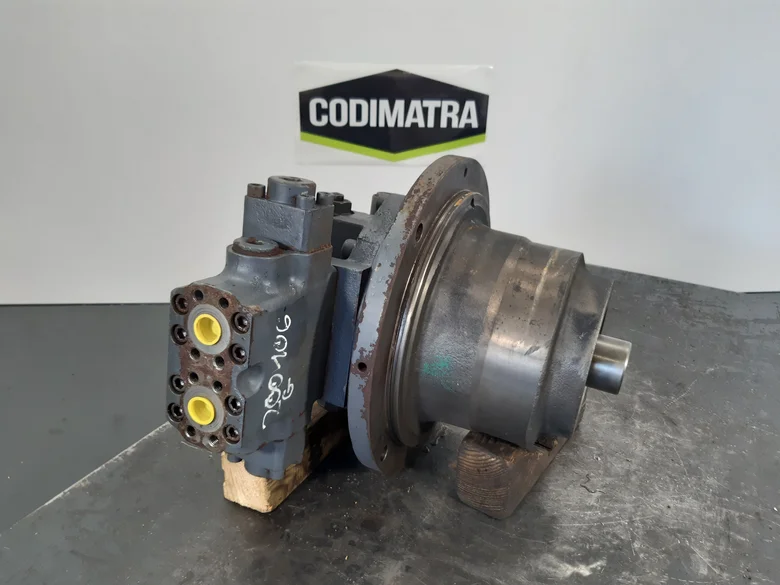 Hydraulic Translation motor for CASE 9046