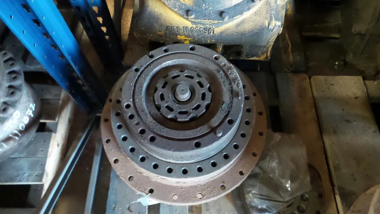 Motoréducteur de translation pour VOLVO EC160C