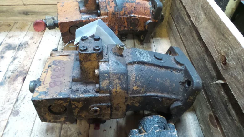 Motor hidráulico de avance para CASE 688PB