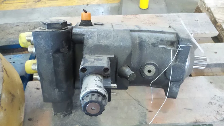 Hydraulic travel motor for KOMATSU PW110-1