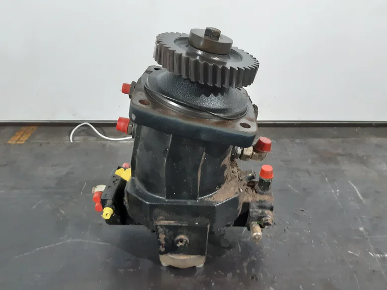 Moteur hydraulique d'avancement pour LIEBHERR L534