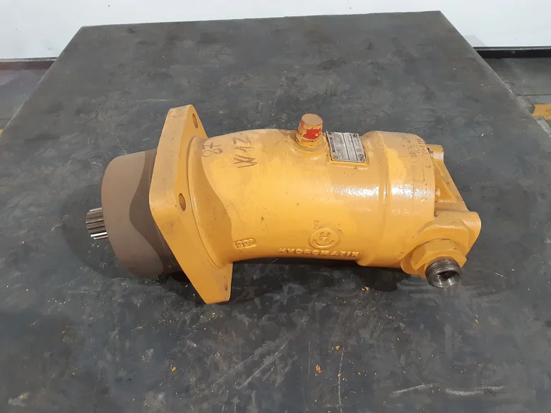 Hydraulic travel motor for LIEBHERR L541