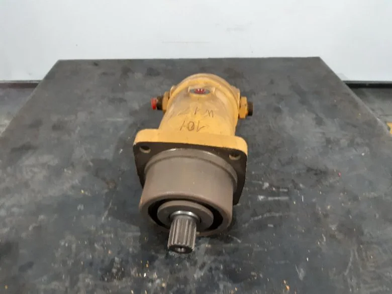Hydraulic travel motor for LIEBHERR L541