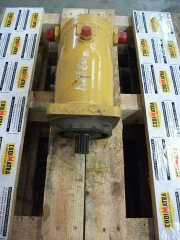 Motor hidráulico de avance para LIEBHERR L541