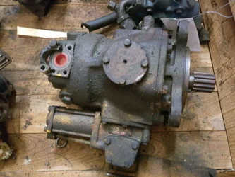 Hydraulic travel motor for DYNAPAC CD4