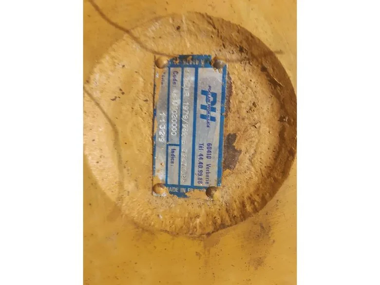 Hydraulic travel motor for BOMAG BW160AD