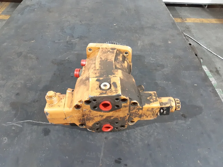 Motor hidráulico de avance para CASE 121D