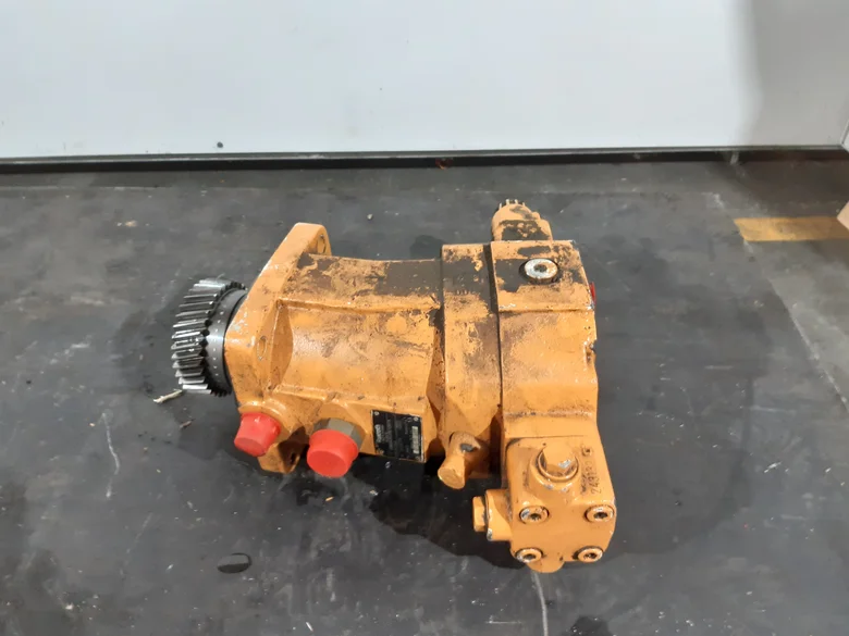 Motor hidráulico de avance para CASE 121D