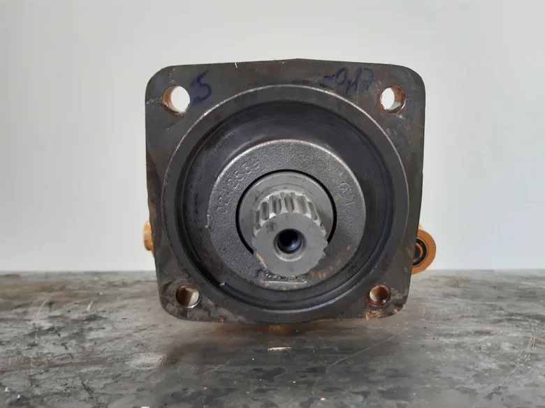 Motor hidráulico de avance para CASE WX200