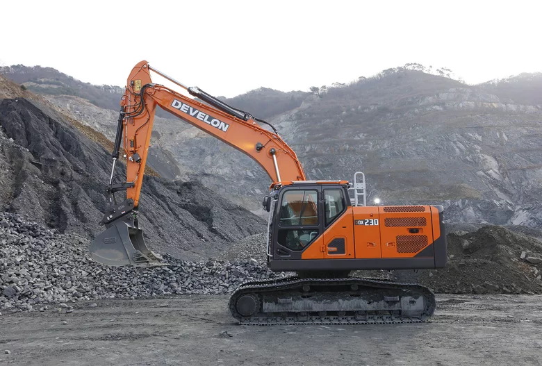 Pelle sur chenilles 23,6t Develon DX230LC-9